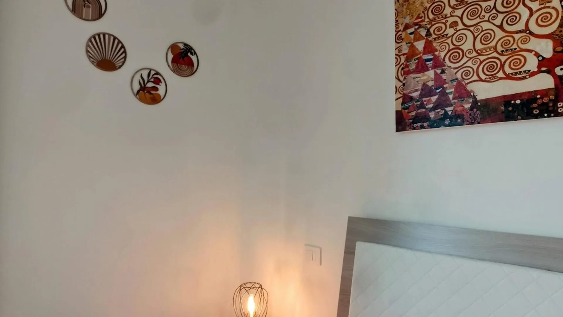 Camere Granatelli Altavilla Milicia Italia