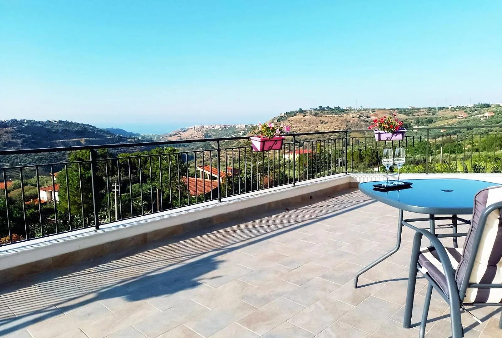 Granatelli Holiday Home location