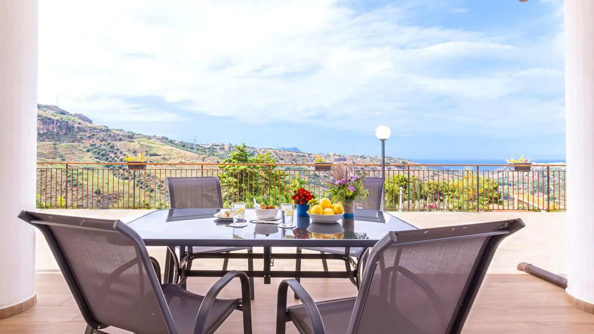 ** Bed & Breakfast Granatelli Holiday Home Altavilla Milicia Italy