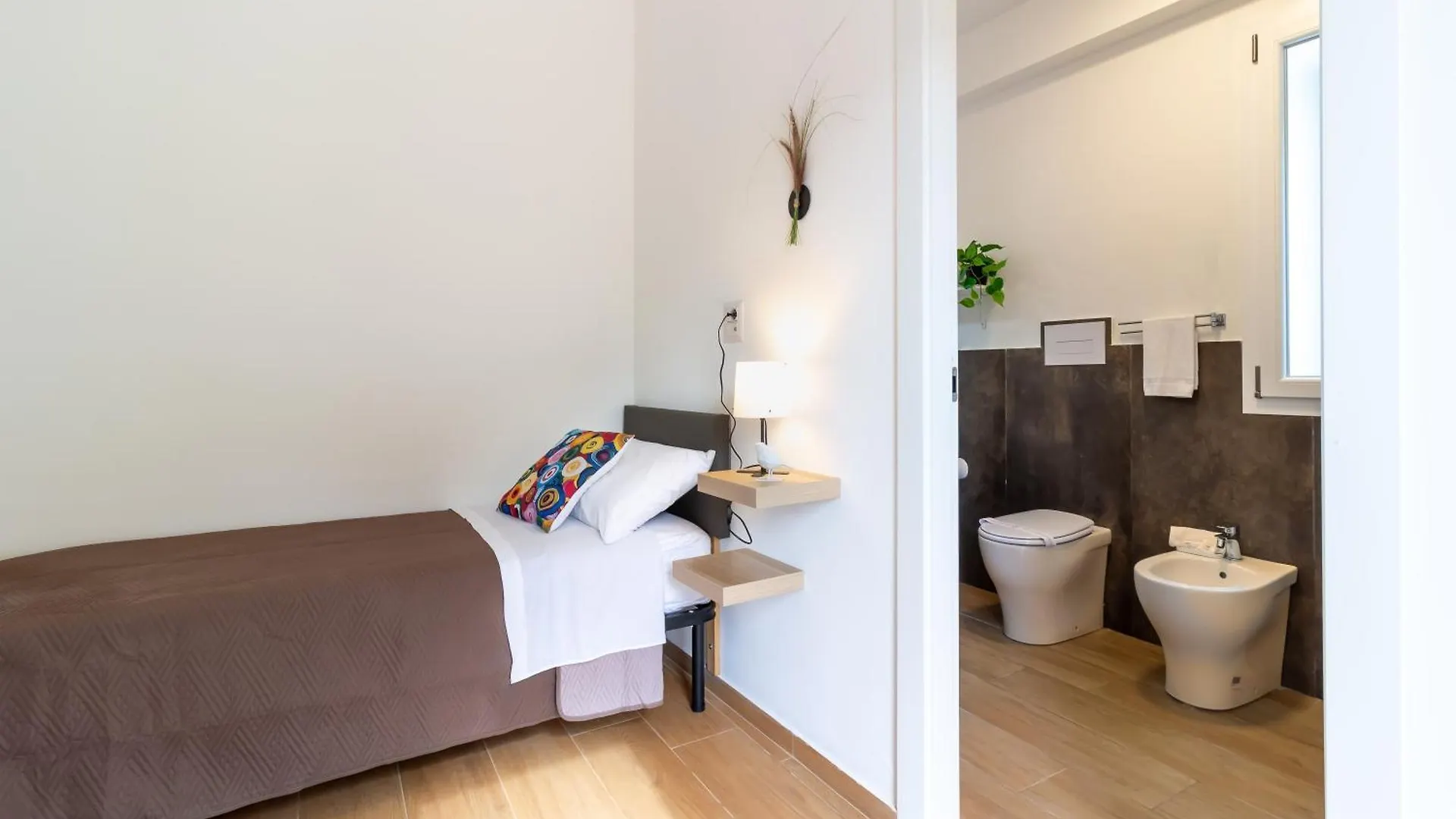 Granatelli Holiday Home Altavilla Milicia 2*,
